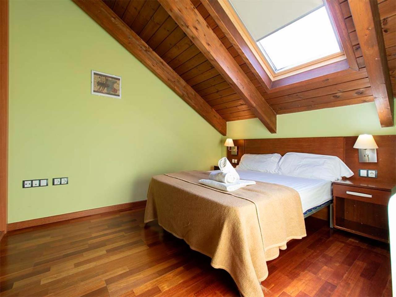 Apartamentos Villanua 3000 Buitenkant foto