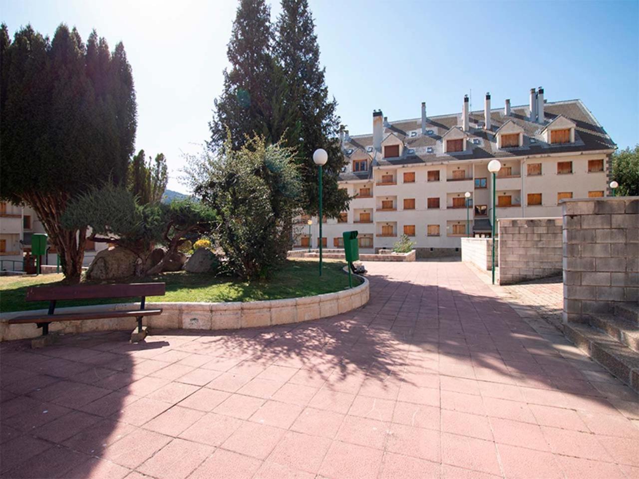 Apartamentos Villanua 3000 Buitenkant foto